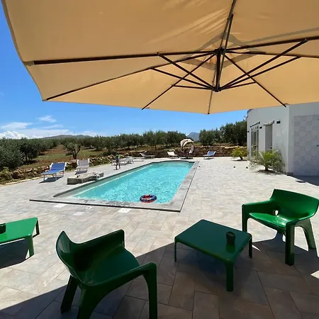 Relais Del Sole Konukevi *